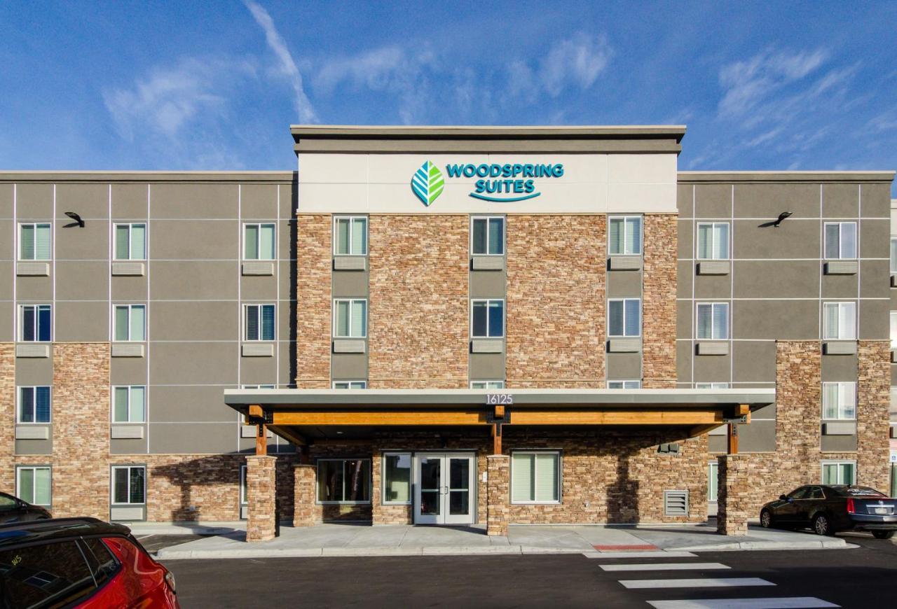Woodspring Suites Thornton-North Denver Екстер'єр фото