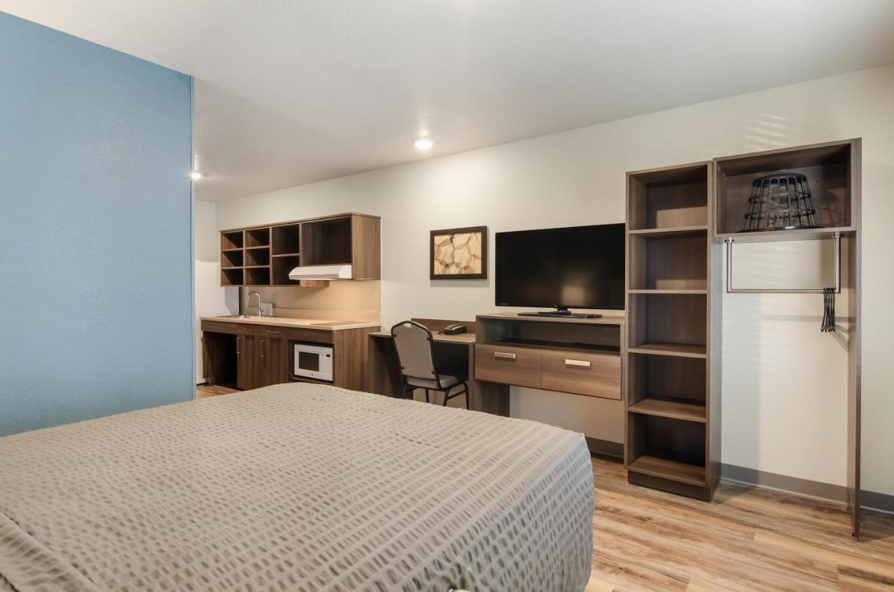 Woodspring Suites Thornton-North Denver Екстер'єр фото