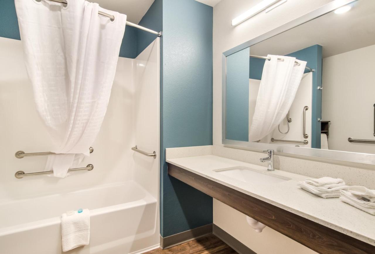 Woodspring Suites Thornton-North Denver Екстер'єр фото