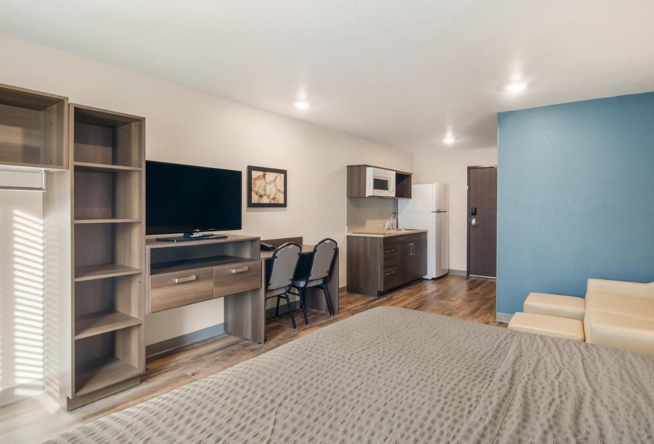 Woodspring Suites Thornton-North Denver Екстер'єр фото